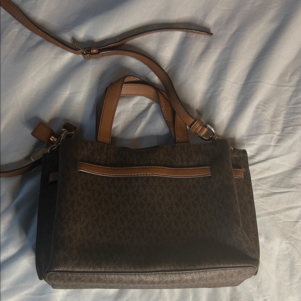Michael Kors Emilia Small Logo Satchel - Brown Signature - Picture 2 of 6